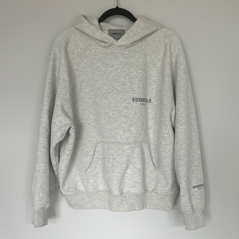 FEAR OF GOD ESSENTIALS HOODIE ‘LIGHT OATMEAL’